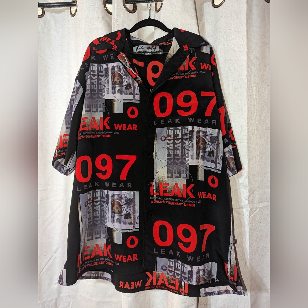 Vintage Leak Wear Button Up